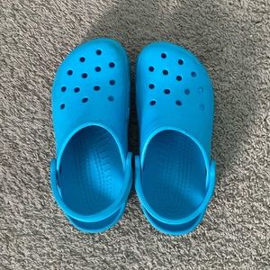 size 7 crocs have worn a couple of times in good shape